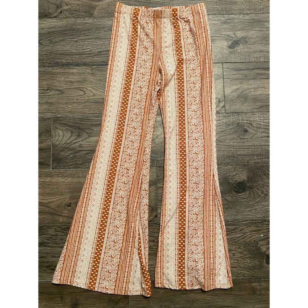 Bell bottom pants